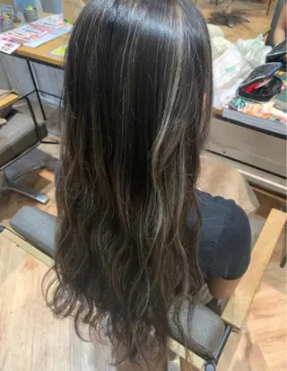 ロング カラー 𓏸𓈒𓂃早坂 浩行𓂃𓈒𓏸のヘアスタイル