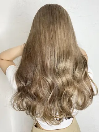 セミロング カラー ヘアアレンジ 韓国風×透明感カラー 髪質改善オタベシンヤのヘアスタイル