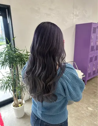 ロング miloc naha ナナカのヘアスタイル