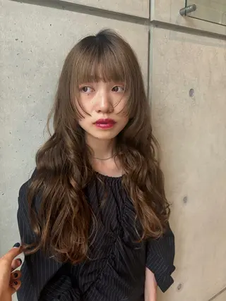 ロング abe yuikaのヘアスタイル