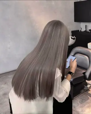 ロング カラー 柔らかbeige モトキのヘアスタイル