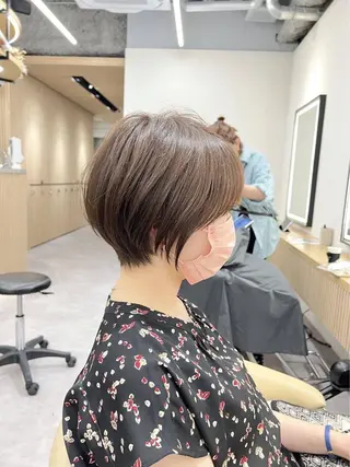 ショート カラー 【似合わせ・レイヤー ・パーマ】海気のヘアスタイル