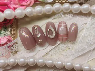 ネイル 芦辺 香奈のネイルデザイン