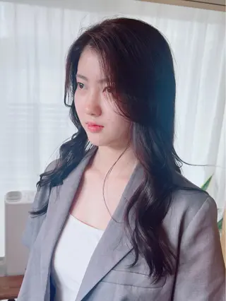 ロング くびれミディアム/似 合わせ/鎌倉/edAのヘアスタイル