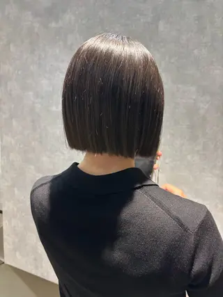 ショート 🌐NATSUMI 🌐【寒色カラー】のヘアスタイル