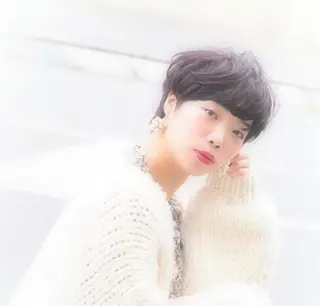 ショート カラー grand juteのヘアスタイル