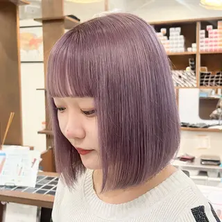 ショート カラー Ami ブリーチ/ハイトーンのヘアスタイル