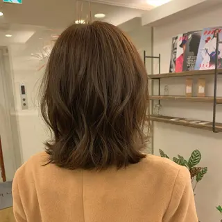 ミディアム カラー ヘアアレンジ un.le.pont ルカ 🎨のヘアスタイル