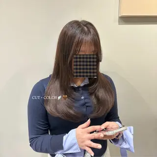 ロング カラー 谷口 綾架のヘアスタイル