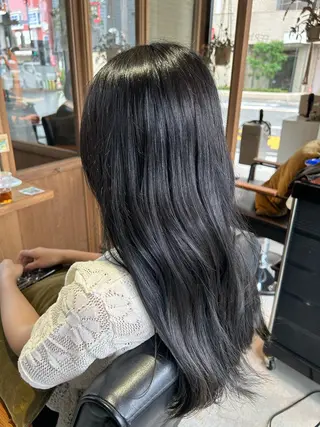 カラー FERIAあべの店 瀧本岬のヘアスタイル
