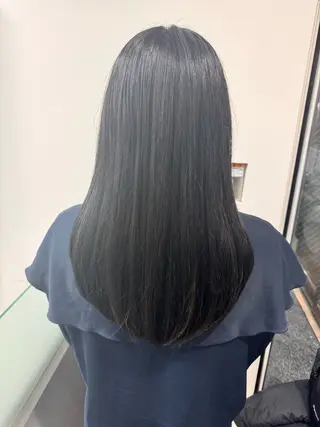 ロング ☘️上村 ☘️髪質 改善/透明感カラーのヘアスタイル