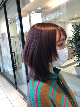 セミロング カラー 渕向 克海のヘアスタイル