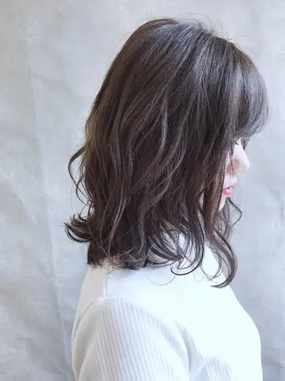 ミディアム カラー MOU namba ムウナンバのヘアスタイル