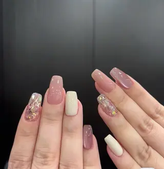 ネイル M&Y nail salonアイコのネイルデザイン