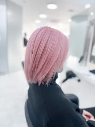 ショート カラー ウルフ&レイヤー特化 まとまる美髪矯正のヘアスタイル