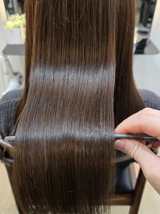 セミロング 野村 果音(カノン)のヘアスタイル