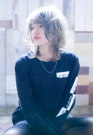 ミディアム カラー パーマ ミニボブ/ブリーチ 🌈MISATOのヘアスタイル