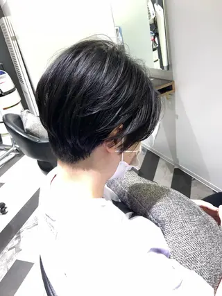 ショート APHRODITE 升田 潤のヘアスタイル