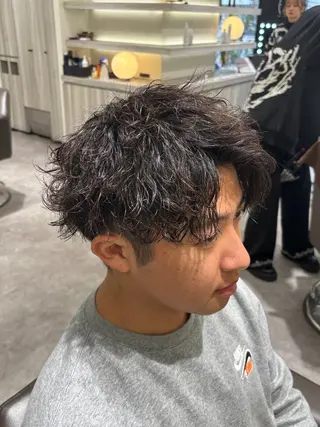 パーマ メンズ 鈴木 颯のヘアスタイル
