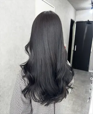 ロング カラー 赤み無し柔らかカラー 【梅田】madokaのヘアスタイル