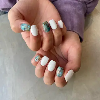 ネイル 鎌田 玲奈のネイルデザイン