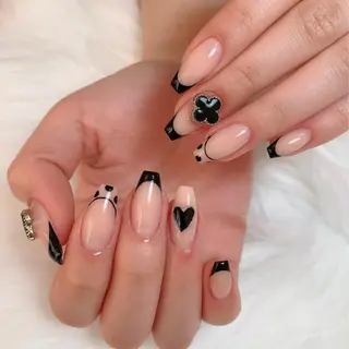ネイル Nail salon EM（エム）諸星のネイルデザイン
