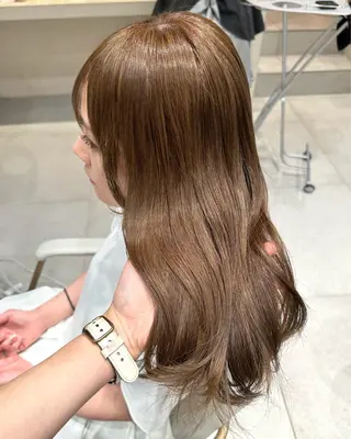 ロング カラー ヘアアレンジ 🤎小顔レイヤー /ベージュ🤎友香のヘアスタイル