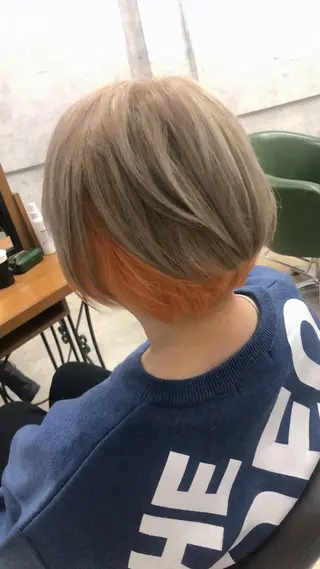 ショート カラー room405所属・taishi taishiのヘアスタイル