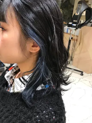 ミディアム カラー 三代 ゆりあのヘアスタイル
