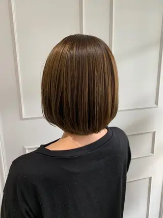 ショート カラー 日野 めぐみのヘアスタイル