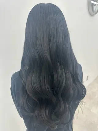 ロング 市川 栖々子のヘアスタイル