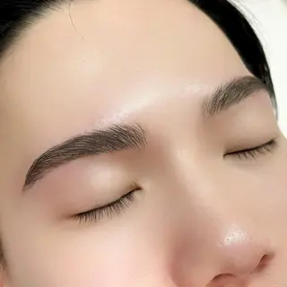 アイブロウ トマツ ミユのマツエク・マツパデザイン