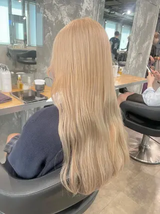 ロング カラー パーマ ヘアアレンジ メンズ キッズ アイブロウ 透明感カラー・レイヤ ー🎀amika🎀のヘアスタイル