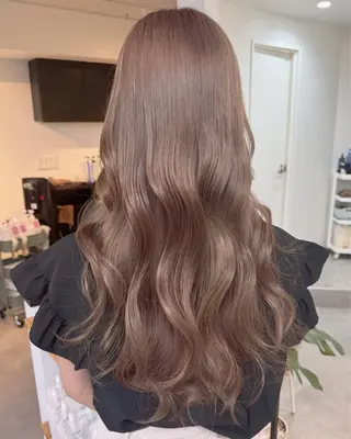 ロング カラー 新宿/ベージュ/ 透明感カラー/タクマのヘアスタイル