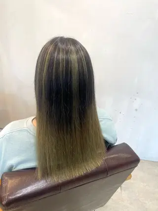 セミロング 伊藤 実悠/豊橋/ 髪質改善カラーのヘアスタイル