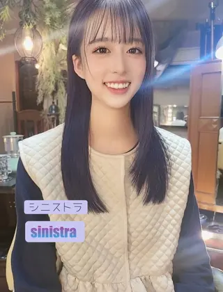 セミロング カラー 足利市・原宿・表参道 シニストラのヘアスタイル