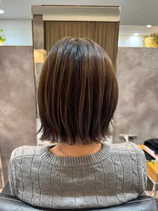 ミディアム 北川 栞菜のヘアスタイル