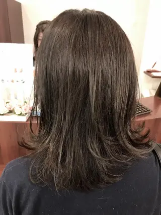 ミディアム 所渉/韓国レイヤー /ウルフカットのヘアスタイル