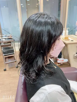 セミロング コバヤシ ユウスケのヘアスタイル