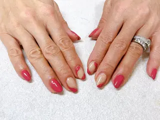 ネイル mogunail &blowのネイルデザイン