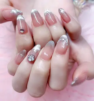 ネイル MoonNail ユリ🌸のネイルデザイン