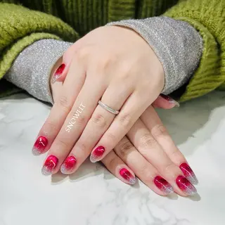 ネイル SNOW LITのネイルデザイン