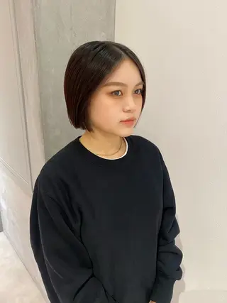 ミディアム いとう ほのかのヘアスタイル