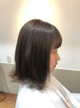 ミディアム カラー 谷口ゆめ/縮毛矯正/ 大人女子/眉ワックスのヘアスタイル