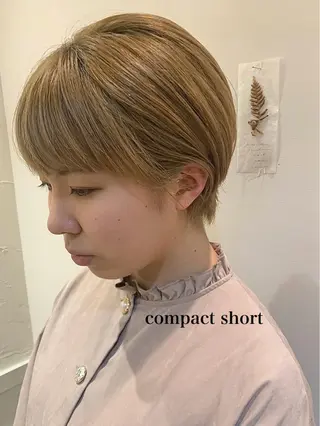 ショート カラー 透明感カラー👑 井上美乃里のヘアスタイル