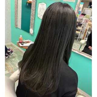 ロング カラー 三原 友美のヘアスタイル