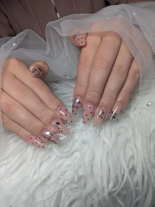 ネイル Queen Nail 柏店　クイーンネイルのネイルデザイン