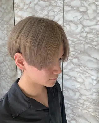 ショート カラー メンズ 🌟小顔レイヤー× 赤み消し透明感カラーのヘアスタイル