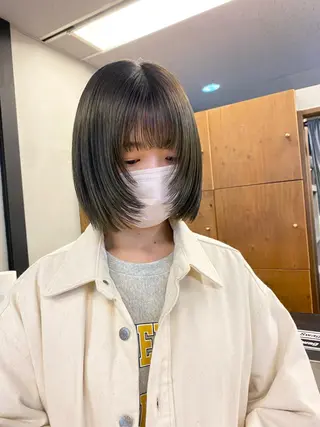 ショート デザインカラー/ボブ ブリーチカラー/ユリのヘアスタイル