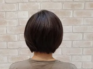 ショート カラー 伊藤 未紗希のヘアスタイル